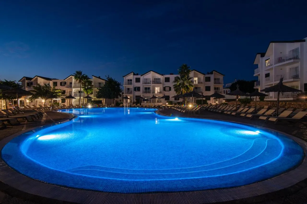 アパートホテル Pierre & Vacances Menorca Cala Blanes カラ・エン・ブラネス